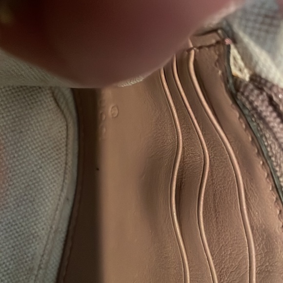 Gucci pink Patent leather wristlet wallet clutch - Picture 9 of 15